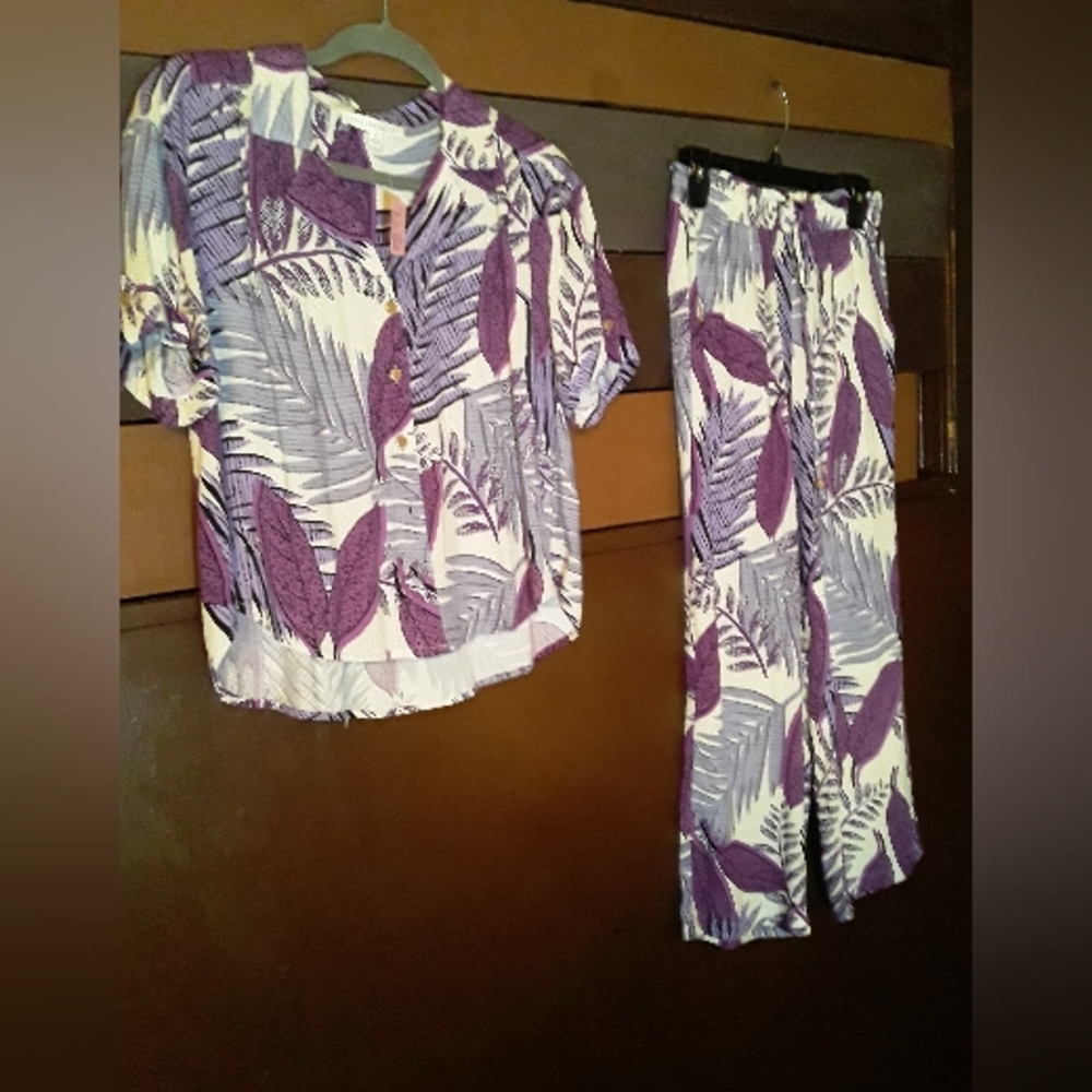 NWOT Small Jane + Delancey Purple floral Gorgeous Night/leisure Outfit - Picture 6 of 12